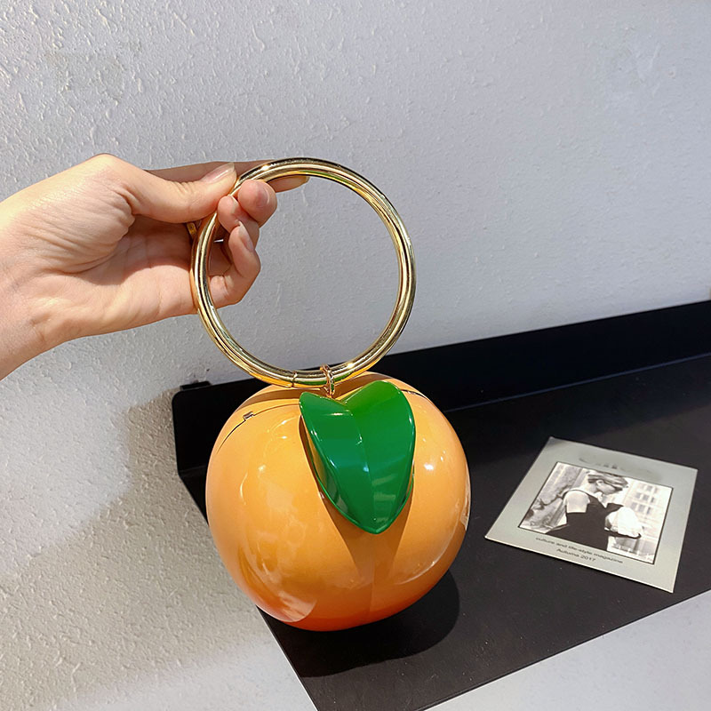 Luxury Bags Yellow - 新しい黄色の桃のデザインの女性のハンドバッグアクリルボックスクラッチバッグ高級イブニングパーティー財布かわいいチェーンショルダークロスボディバッグ