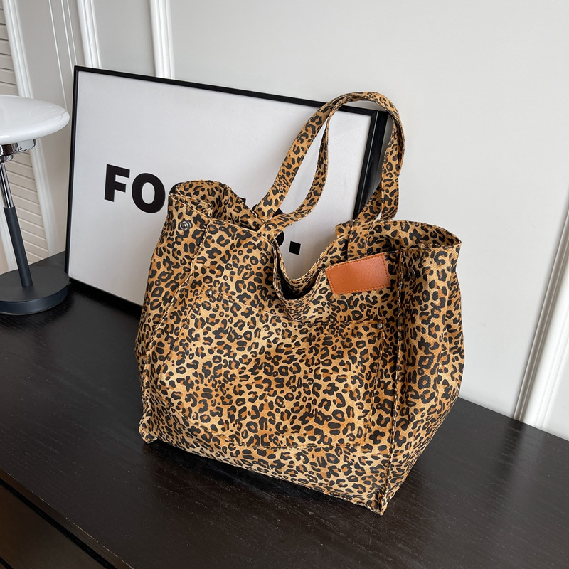 レオパード柄トートバッグ ヴィンテージキャンバスショルダーバ - Shoulder Bag Slouchy のレビューと価格