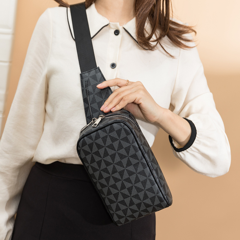 高級ファッションチェストバッグ男性用クロスボディバッグ女性用 - Luxury Bags For Men のレビューと価格