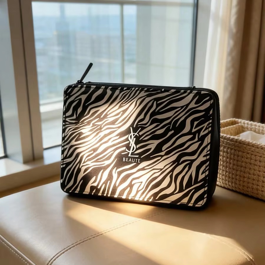 YSL ゼブラプリントコスメティックバッグ 高級メイクアップ - Women Luxury Bags Ysl のレビューと価格