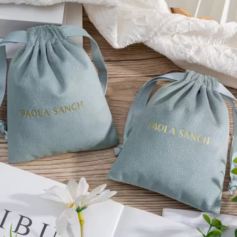 カスタムロゴ印刷入り高級ベルベットダストポーチ、香水ギフトジ - Luxury Bags For School のレビューと価格